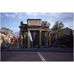 Monument Aux morts Toulouse.jpg